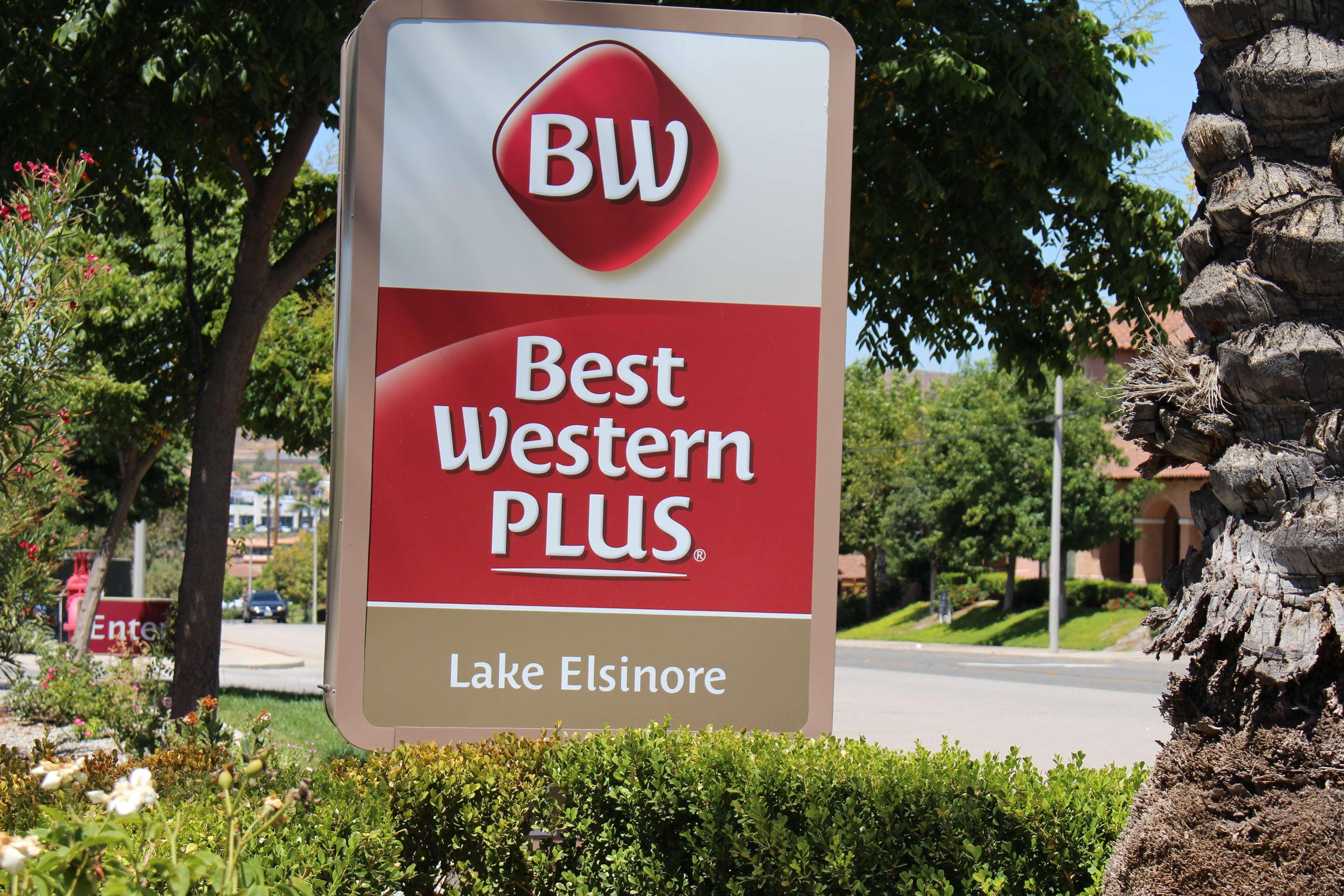 Best Western Plus Lake Elsinore Inn & Suites Εξωτερικό φωτογραφία